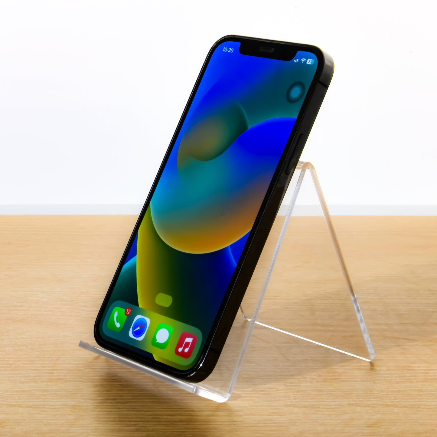 AIMOLLY Highly transparent acrylic desktop mobile phone holder acrylic mobile phone holder display bracket high back mobile phone holder.(Model AML-038/039/040)