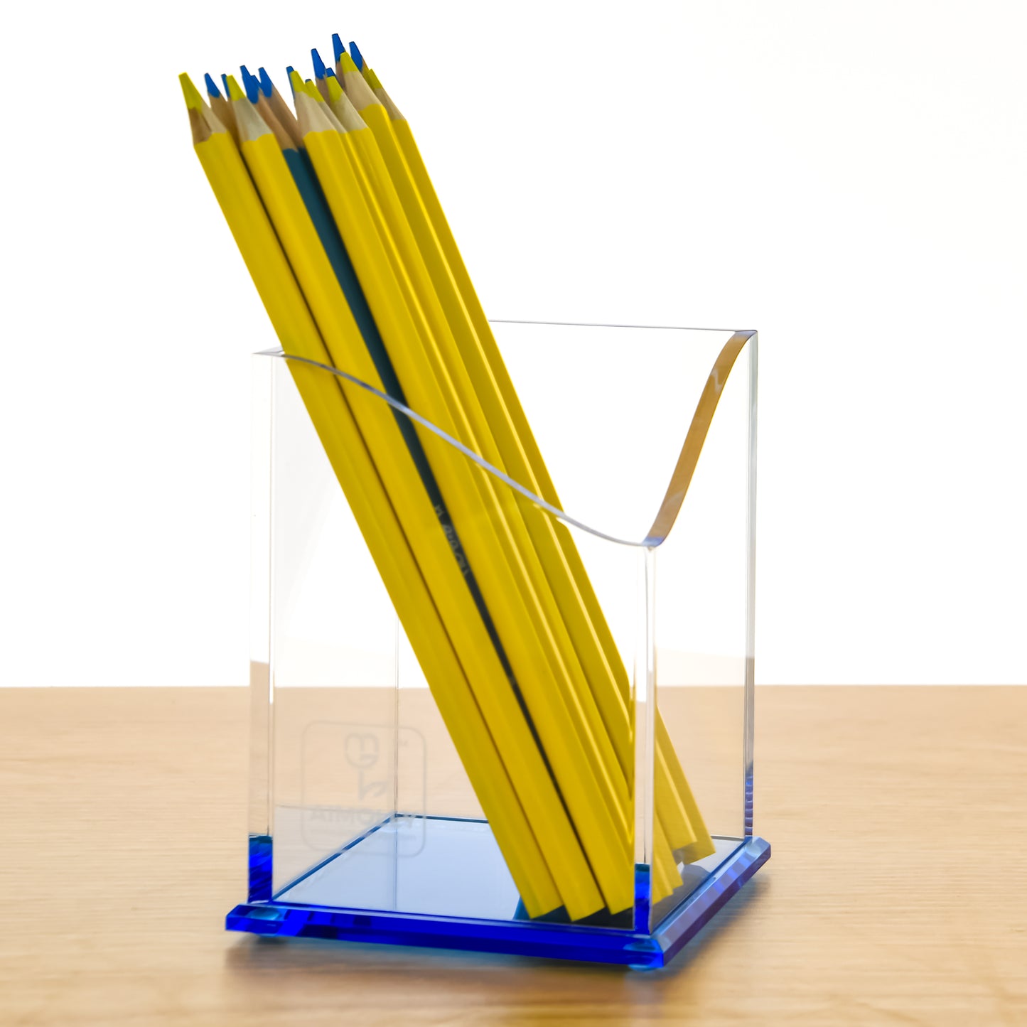 AIMOLLY Transparent Pen Holder Storage Box Desktop Student Stationery Box Acrylic Large Capacity Pen Bucket Office Stationery Storage Writing Tools Simple Thickening.(Model AML-041/042/043)